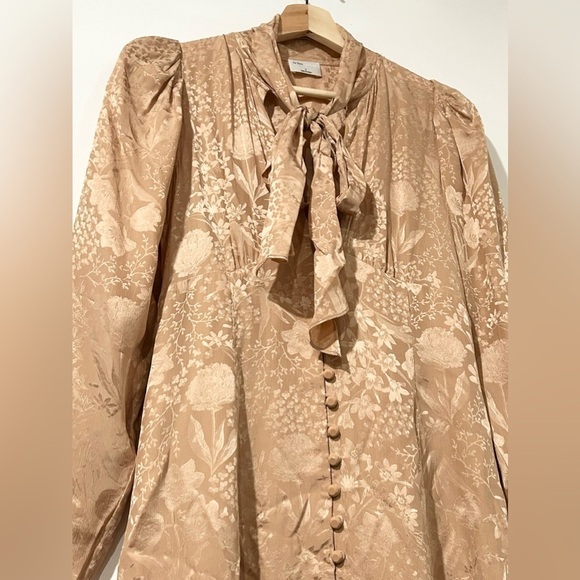 Aritzia Silk Le Fou Wilfred Mambo Dress‎ in Stockings Beige 2 - Picture 7 of 12